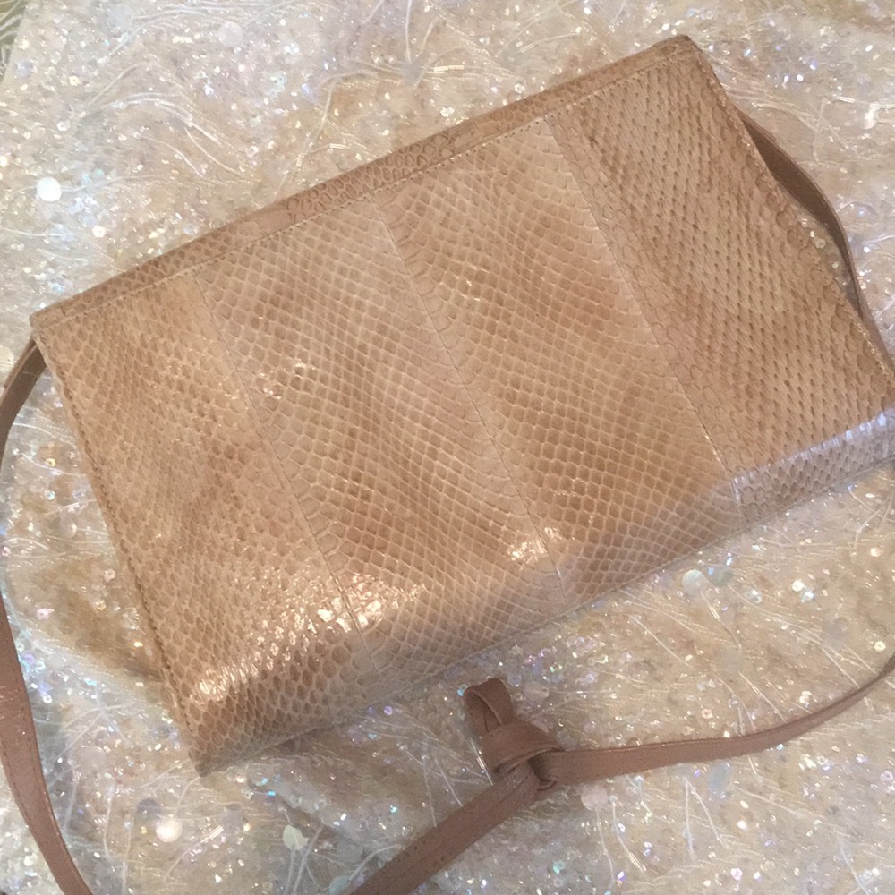 Python Clutch Crossbody Handbag With Straps - image 7